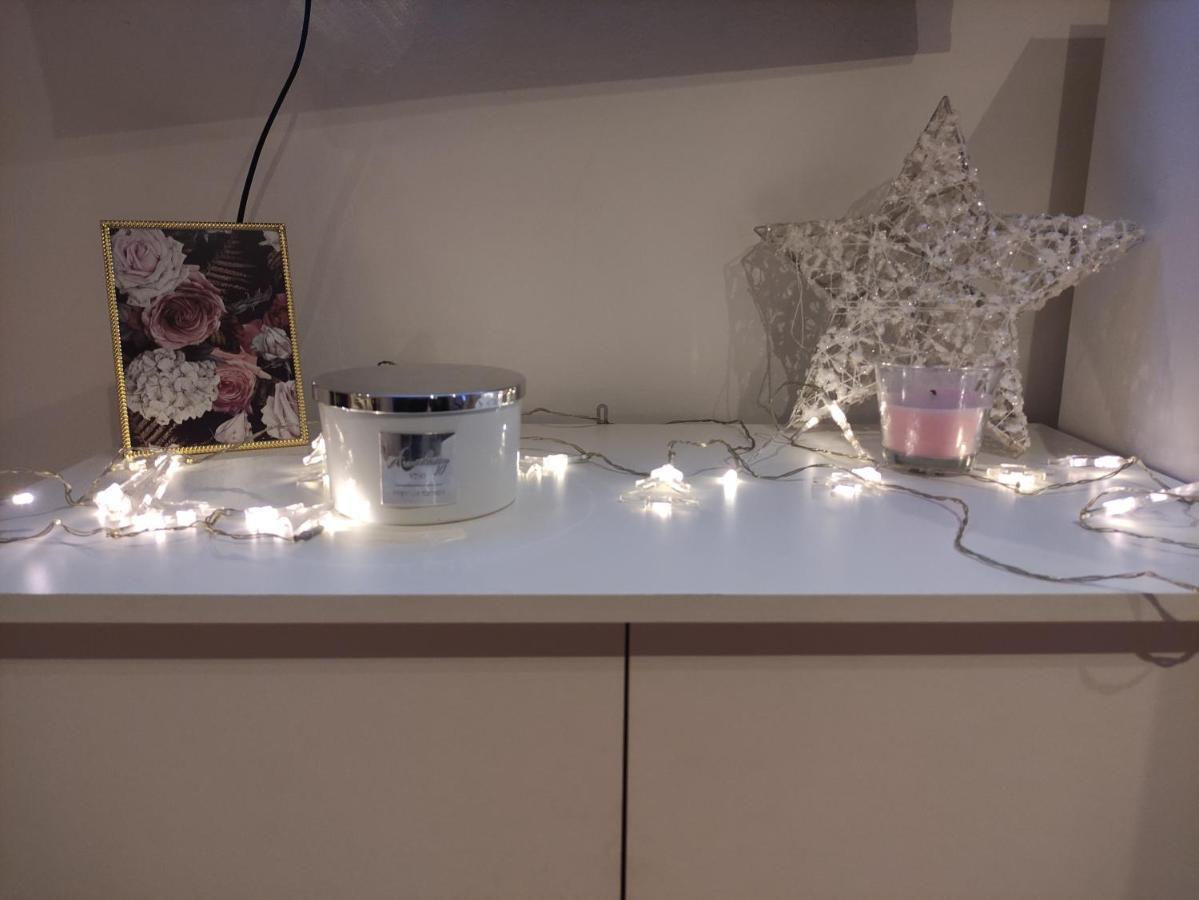 Studio Apartment Kontiki Rijeka Ngoại thất bức ảnh